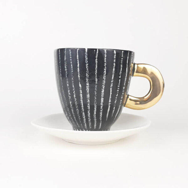 Tea cup B&W